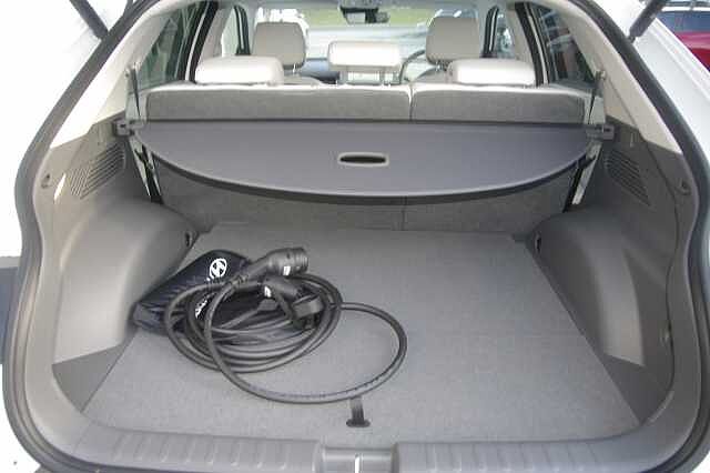 Hyundai IONIQ 5 E (325ps) Namsan Edition 77kWh AWD Atlas White