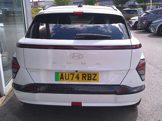 Hyundai KONA E (218ps) Ultimate Atlas White