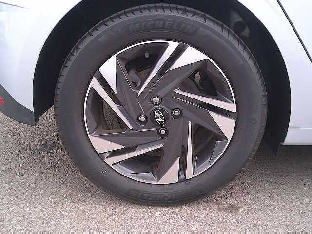 Hyundai i20 1.0 T-GDi 100ps SE Connect 48 Volt Hybrid