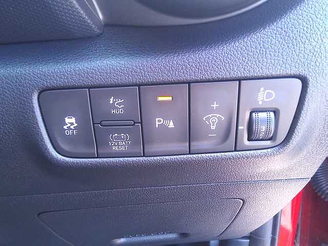 Hyundai KONA 1.6 GDi Hybrid Ultimate 5dr DCT Pulse Red