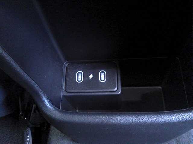 Hyundai KONA 1.6 GDi Hybrid Ultimate 5dr DCT Dark Knight