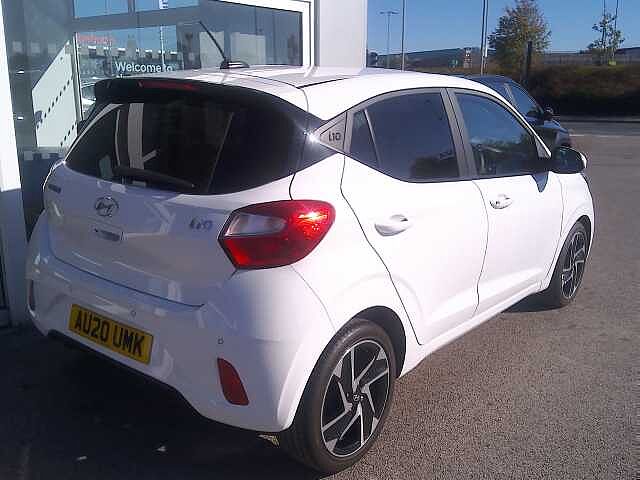 Hyundai I10 1.0 MPi Premium 5dr Polar White