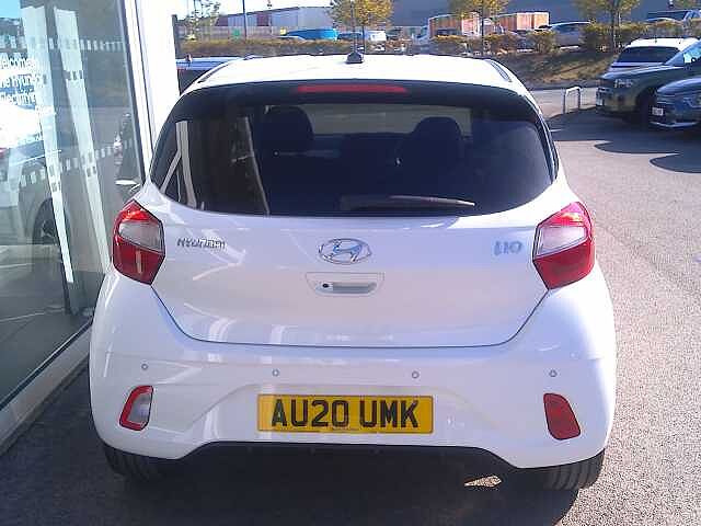 Hyundai I10 1.0 MPi Premium 5dr Polar White