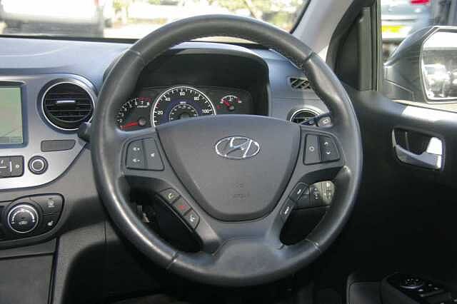 Hyundai I10 1.2 Premium SE 5 Door Stardust Grey