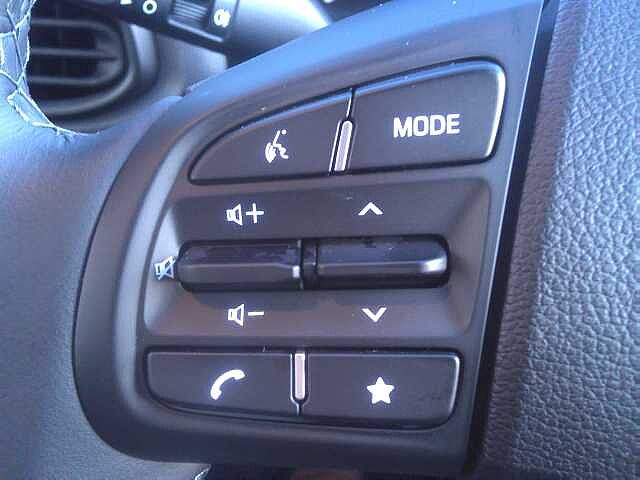 Hyundai i10 1.0 [63] Advance 5dr Auto [Nav]