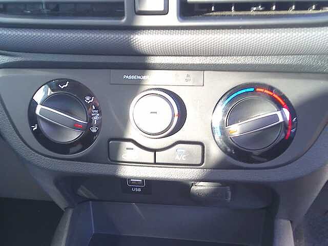 Hyundai i10 1.0 MPi SE Connect 5dr