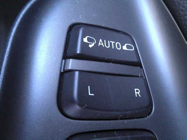 Hyundai KONA 150kW Ultimate 64kWh 5dr Auto