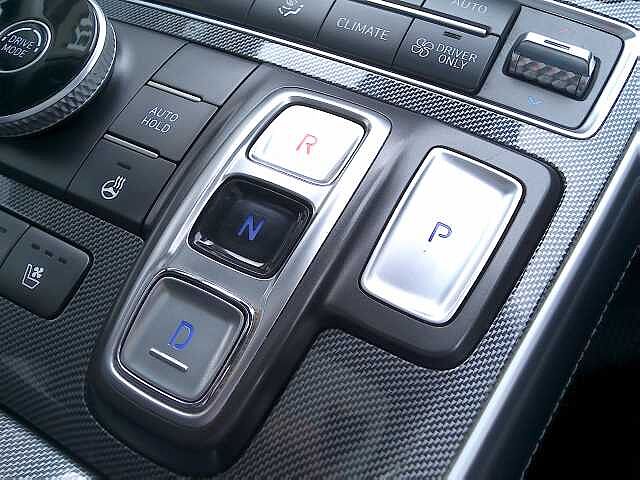 Hyundai SANTA FE 1.6 TGDi Hybrid Ultimate 5dr 4WD Auto
