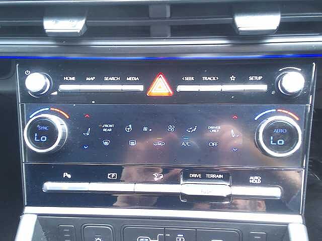 Hyundai SANTA FE 1.6 TGDi Hybrid Calligraphy 5dr 4WD Auto