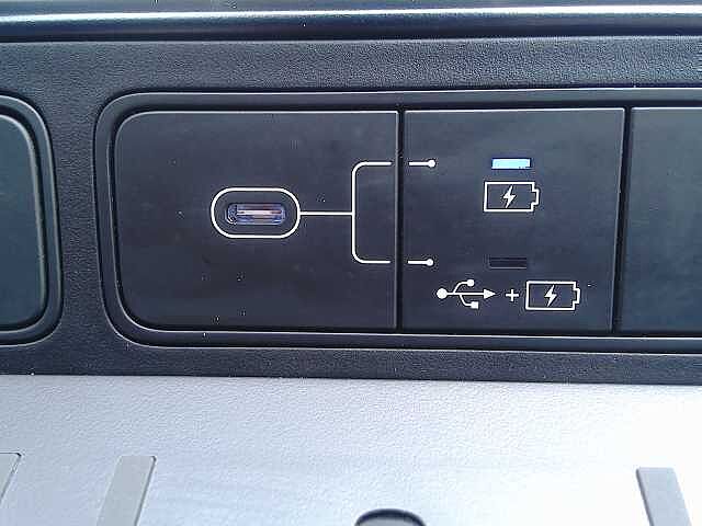 Hyundai SANTA FE 1.6 TGDi Hybrid Calligraphy 5dr 4WD Auto