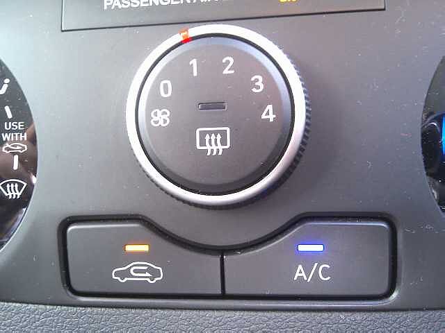 Hyundai i10 1.0 [63] Advance 5dr [Nav]