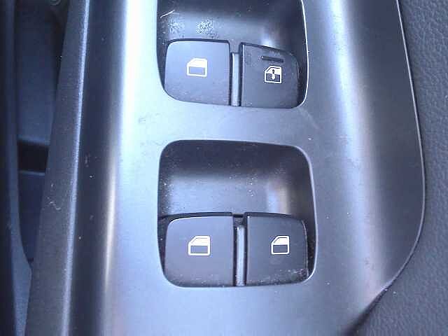 Hyundai KONA 1.6 GDi Hybrid Ultimate 5dr DCT