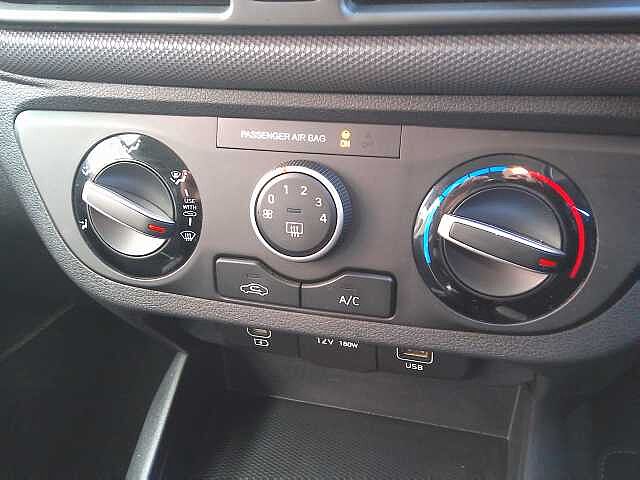 Hyundai i10 1.0 [63] Advance 5dr [Nav]