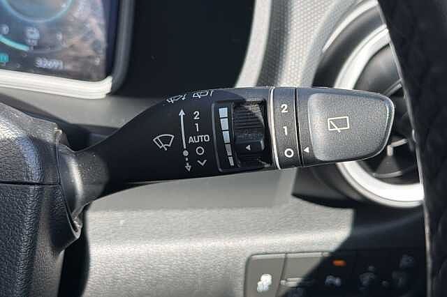 Hyundai KONA 1.6 GDi Hybrid Premium 5dr DCT