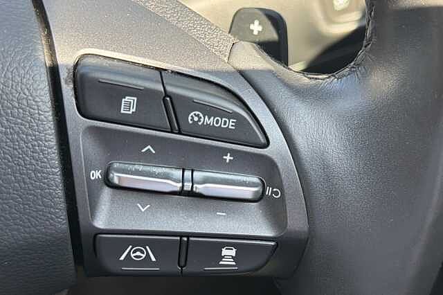 Hyundai KONA 1.6 GDi Hybrid Premium 5dr DCT