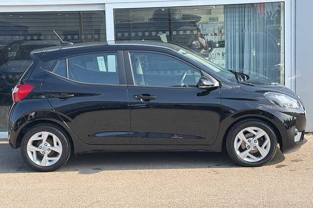 Hyundai i10 1.0 MPi SE Connect 5dr Auto